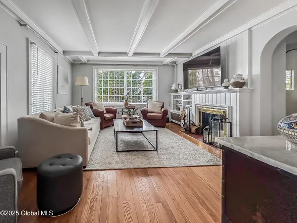 $3,800 | 34 Pinewood Avenue, Saratoga Springs, NY 12866