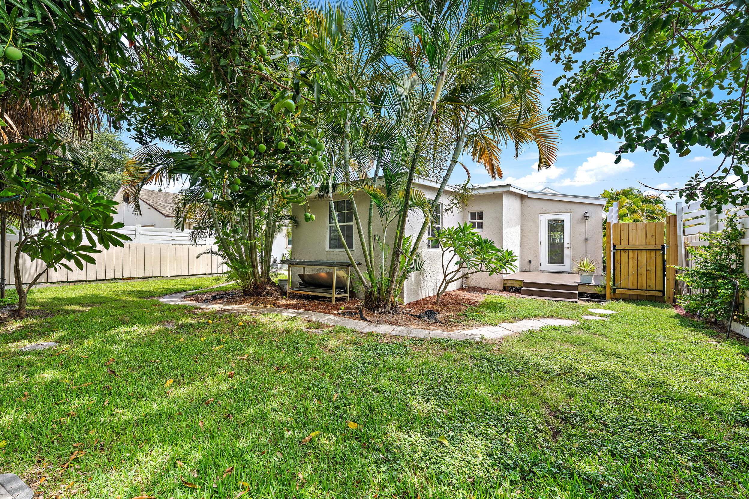 200 East 24th Street Riviera Beach, FL 33404 - Photo 19 of 22 Rear Exterior