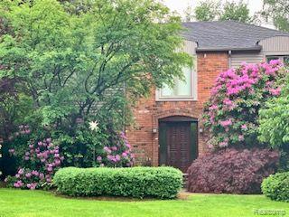 35163 Old Timber Road Farmington, MI 48331 - Photo 2 of 36 Gallery Image 2