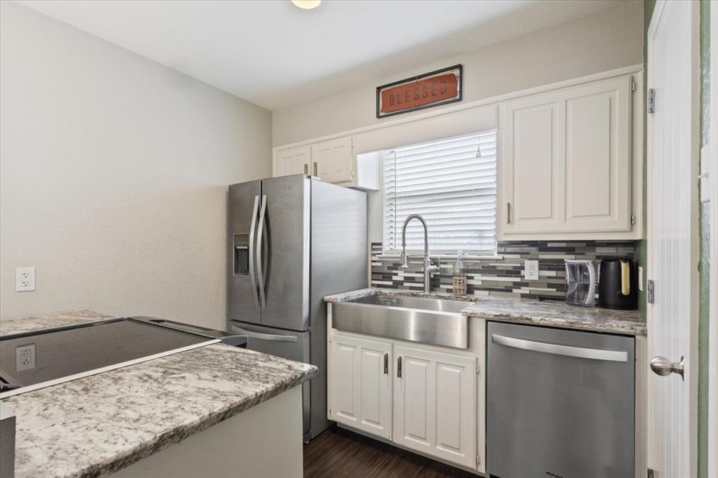 1368 South 12th Street Waco, TX 76706 - Photo 2 of 20