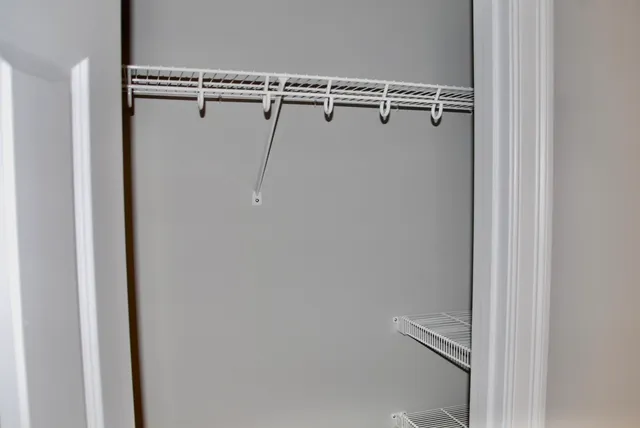 $1,950 | 34 Broadway, Pembroke, NH 03275