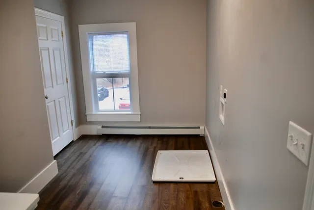 $1,950 | 34 Broadway, Pembroke, NH 03275