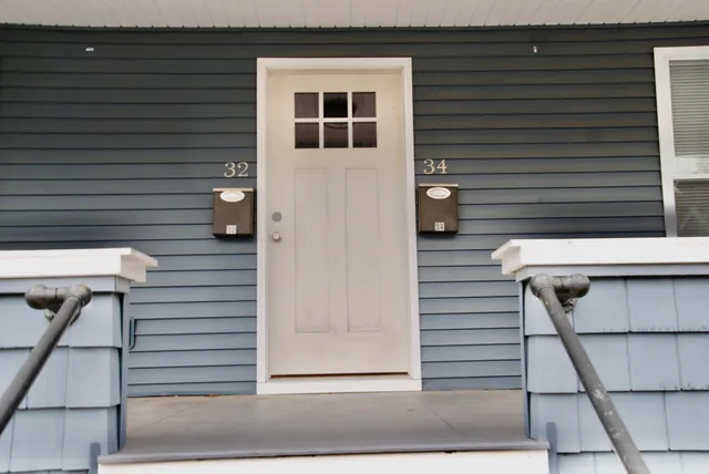 $1,950 | 34 Broadway, Pembroke, NH 03275