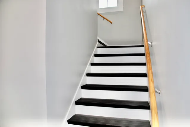 $1,950 | 34 Broadway, Pembroke, NH 03275