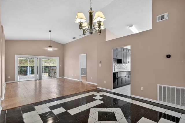 $392,000 | 6215 Brookhill Circle, Orlando, FL 32810