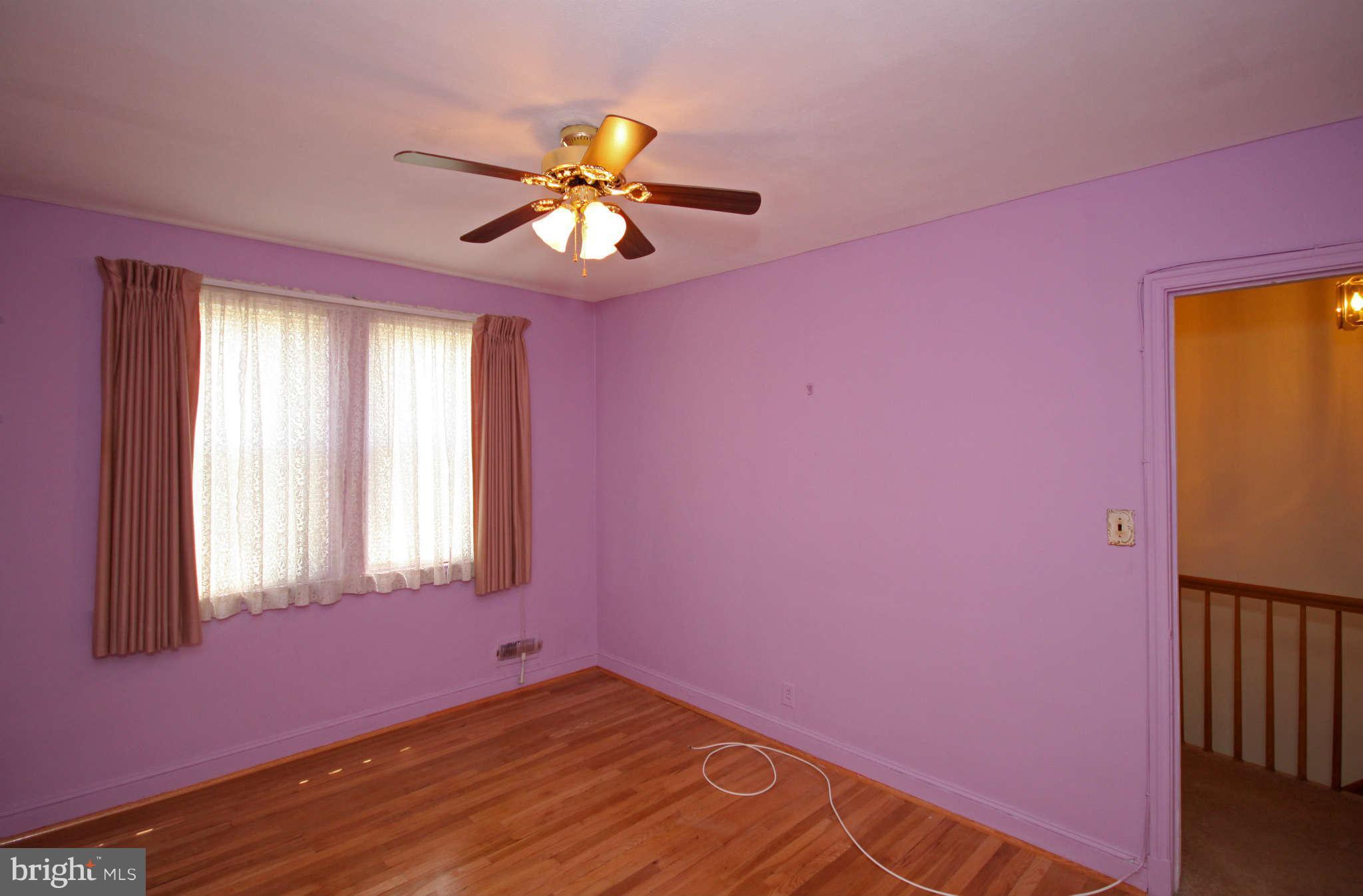3924 Grantley Road Baltimore, MD 21215 - Photo 16 of 22 Bedroom