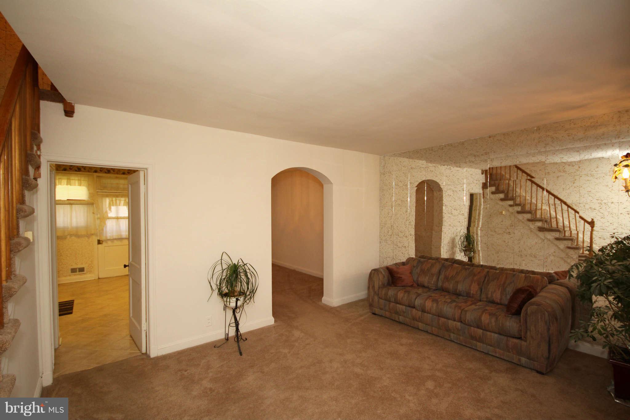 3924 Grantley Road Baltimore, MD 21215 - Photo 5 of 22 Interior (General)