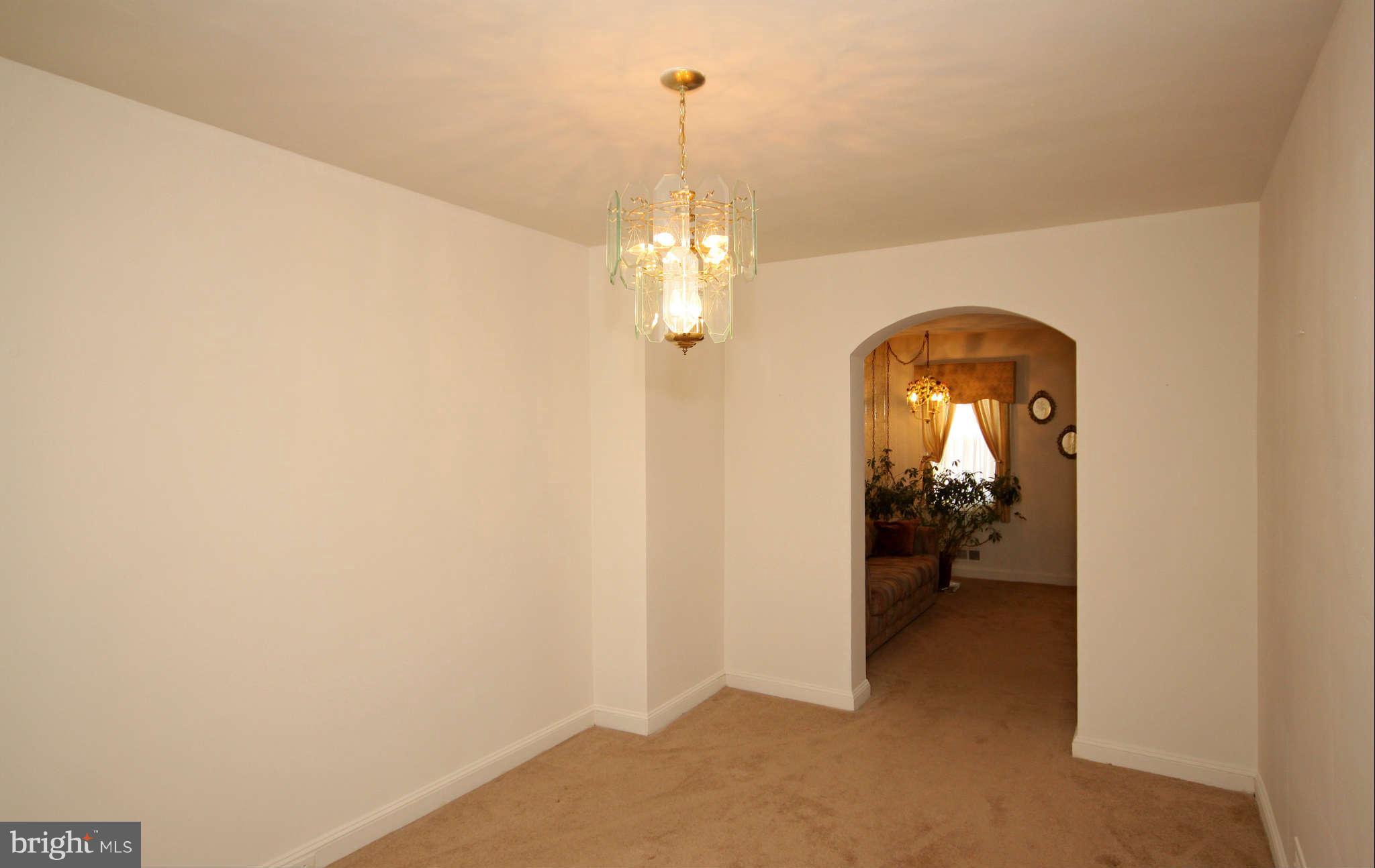 3924 Grantley Road Baltimore, MD 21215 - Photo 6 of 22 Dining Room