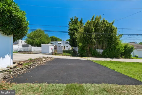 $725,000 | 232 East 6th Avenue, Conshohocken, PA 19428