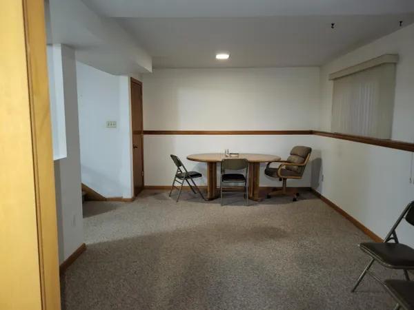 $279,900 | 9420 Saric Drive, Highland, IN 46322