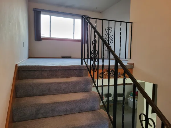 $279,900 | 9420 Saric Drive, Highland, IN 46322