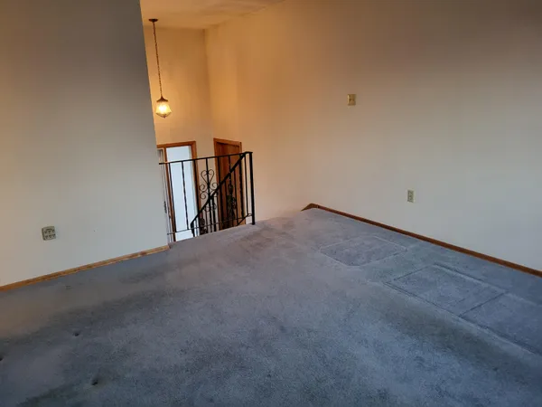 $279,900 | 9420 Saric Drive, Highland, IN 46322