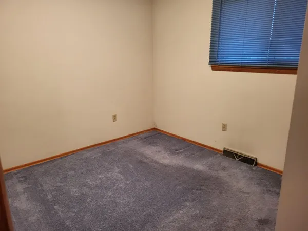 $279,900 | 9420 Saric Drive, Highland, IN 46322