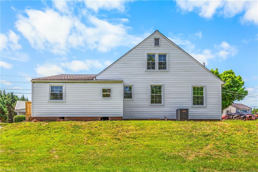 159 Decatur Avenue Elkin, NC 28621 - Photo 23 of 26