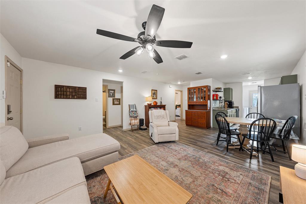 1124 North 13th Street Waco, TX 76707 - Photo 6 of 28