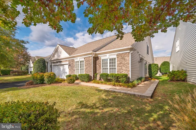 $875,000 | 20698 Crescent Pointe Place, Ashburn, VA 20147