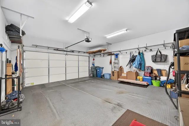 $875,000 | 20698 Crescent Pointe Place, Ashburn, VA 20147