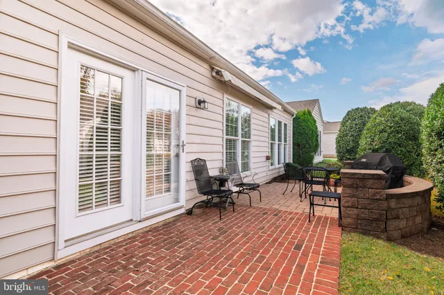 $875,000 | 20698 Crescent Pointe Place, Ashburn, VA 20147