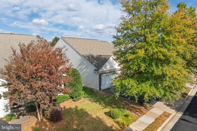 $875,000 | 20698 Crescent Pointe Place, Ashburn, VA 20147