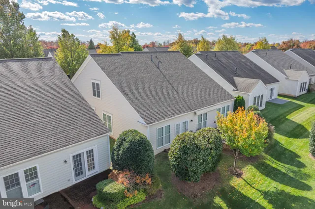 $875,000 | 20698 Crescent Pointe Place, Ashburn, VA 20147