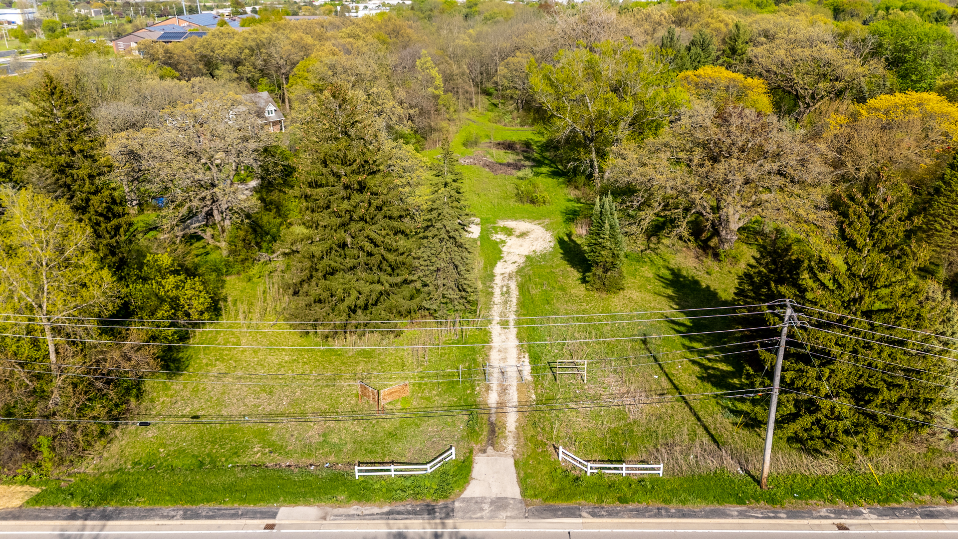 1001 Hunt Club Road Gurnee, IL 60031 - Photo 1 of 5
