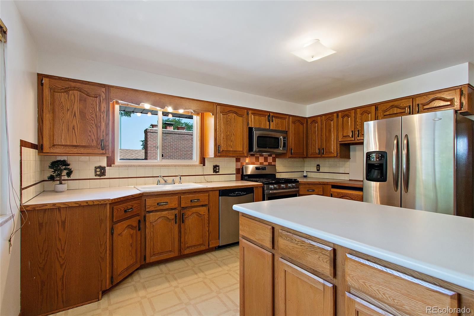 3521 Allison Street Wheat Ridge, CO 80033 - Photo 9 of 24 Gallery Image 9