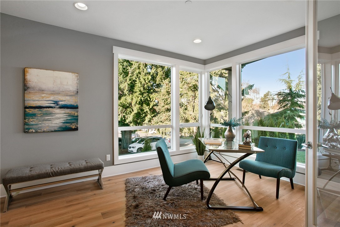 1121 North 28th Place Renton, WA 98056 - Photo 3 of 27 Gallery Image 3
