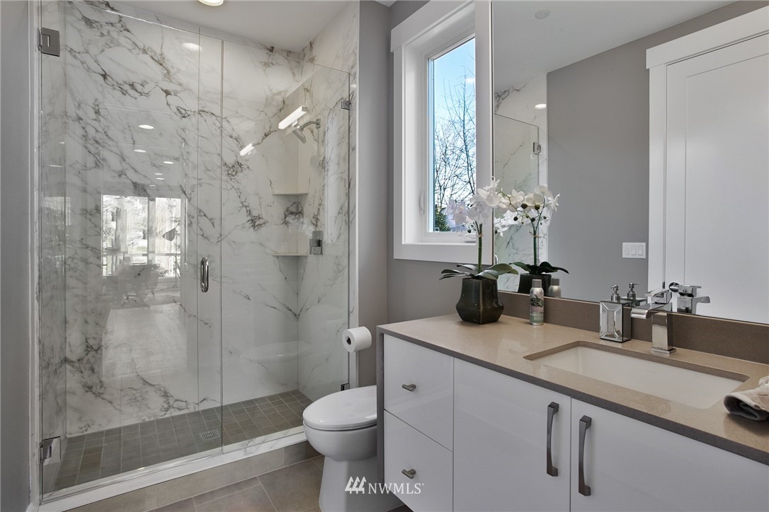 1121 North 28th Place Renton, WA 98056 - Photo 9 of 27 Gallery Image 9