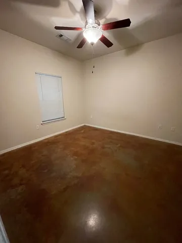 $3,000 | 910 West 25th Street, Unit 203, Austin, TX 78705