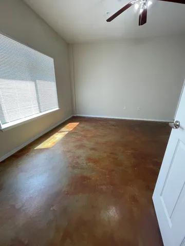 $3,000 | 910 West 25th Street, Unit 203, Austin, TX 78705