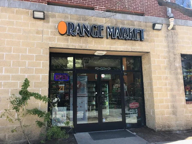 $3,000 | 910 West 25th Street, Unit 203, Austin, TX 78705