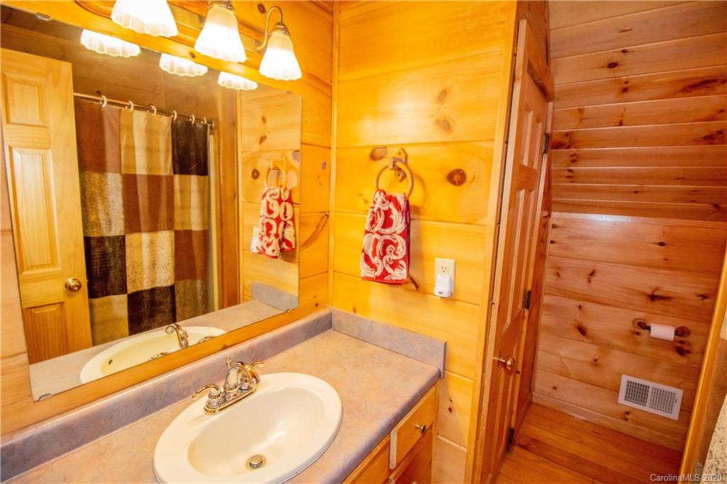 1367 Union Grove Road Harmony, NC 28634 - Photo 23 of 35 Gallery Image 23