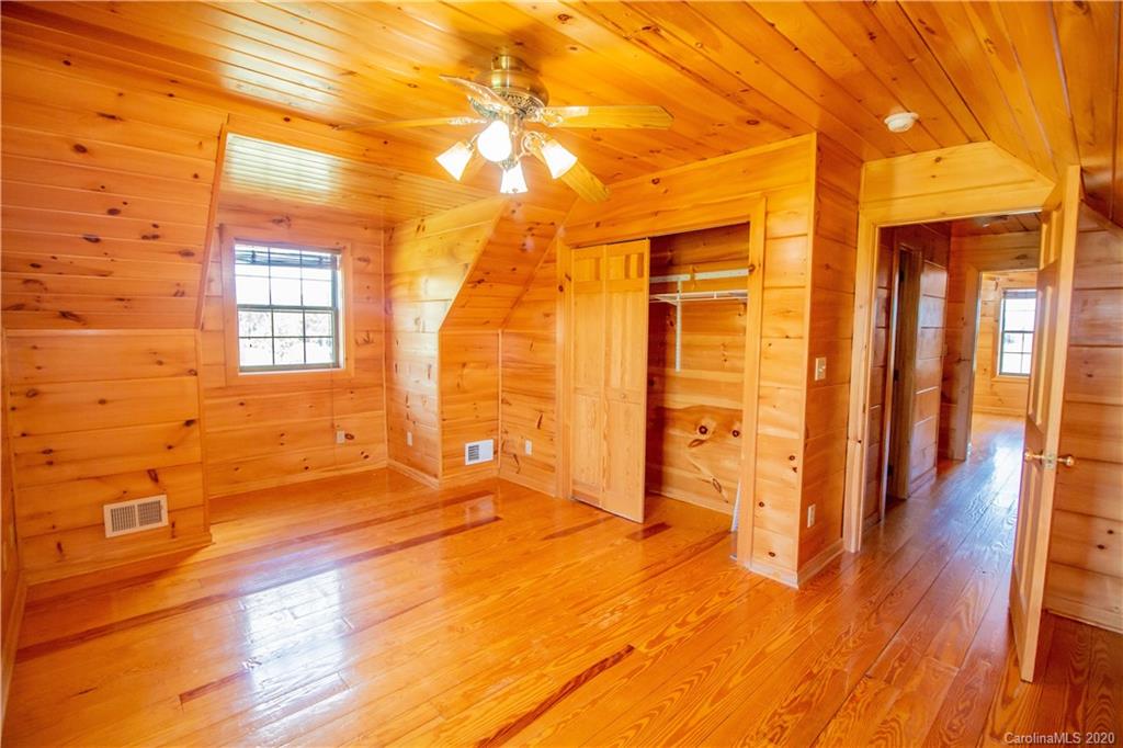 1367 Union Grove Road Harmony, NC 28634 - Photo 24 of 35 Gallery Image 24