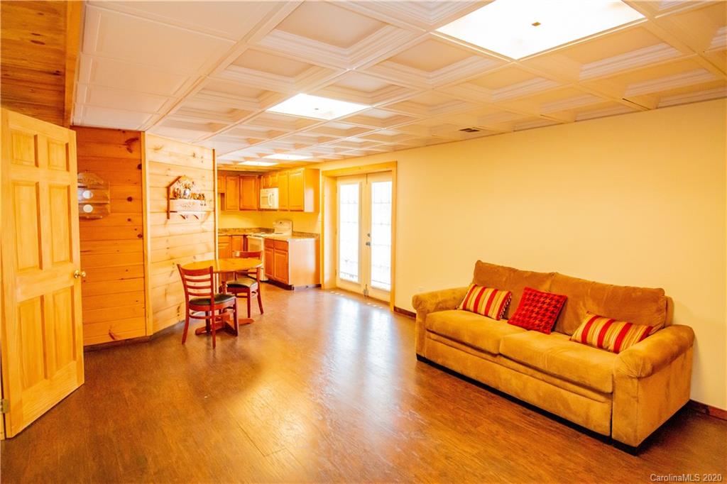 1367 Union Grove Road Harmony, NC 28634 - Photo 27 of 35 Gallery Image 27