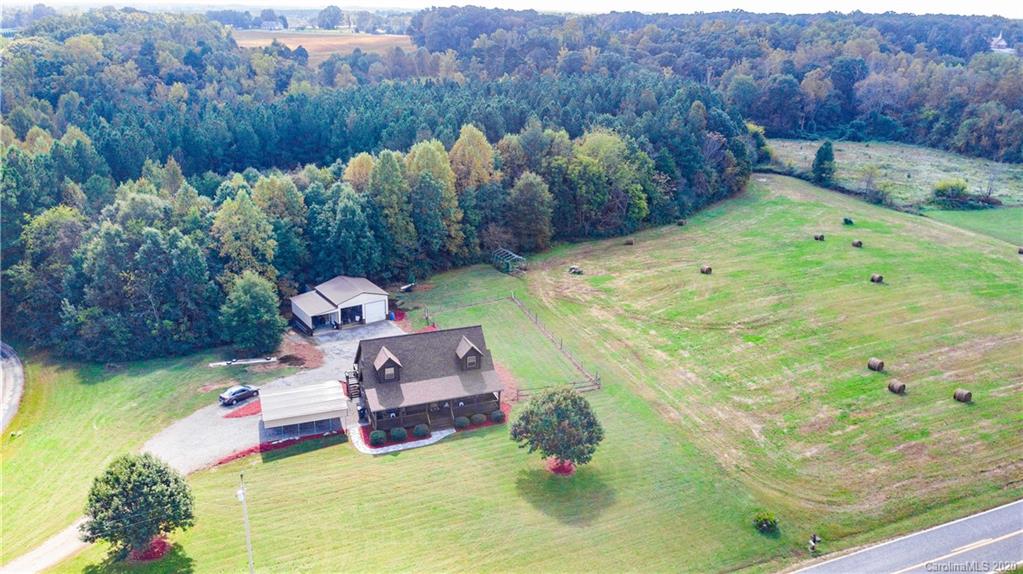 1367 Union Grove Road Harmony, NC 28634 - Photo 8 of 35 Gallery Image 8