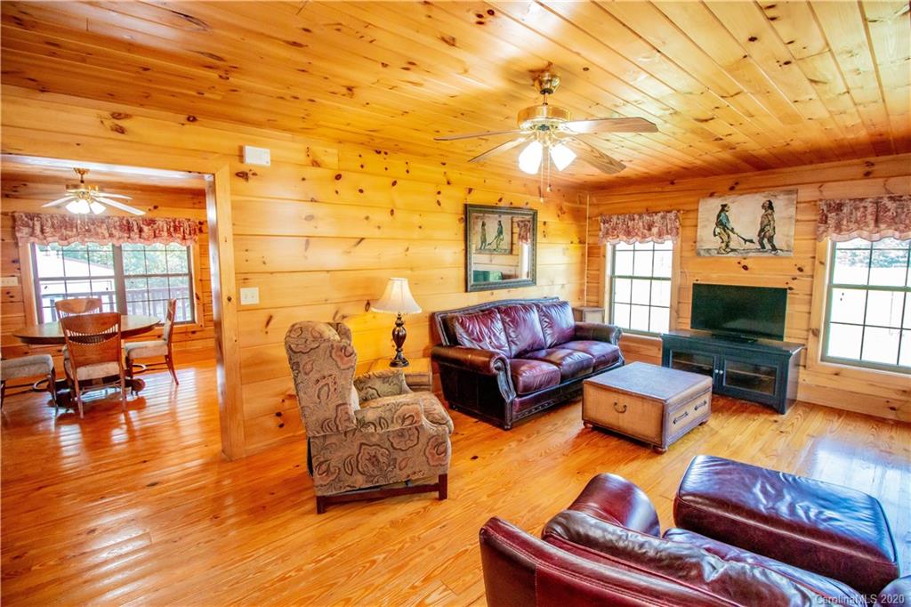 1367 Union Grove Road Harmony, NC 28634 - Photo 10 of 35 Gallery Image 10