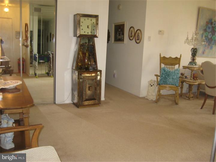 8910 Krewstown Road, Unit 117 Philadelphia, PA 19115 - Photo 6 of 24 Living Room