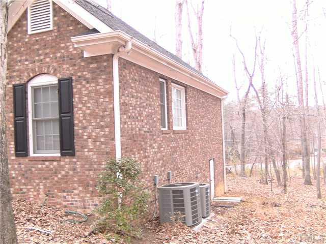 115 Rastille Lane Durham, NC 27712 - Photo 4 of 4 Right Side View