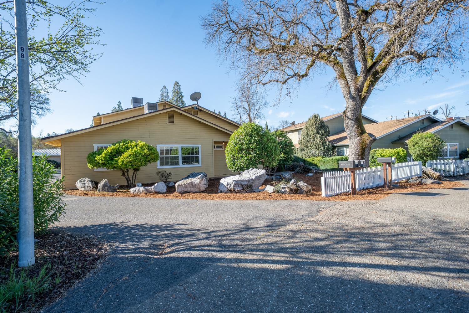 494 Surrey Court Murphys, CA 95247 - Photo 11 of 76