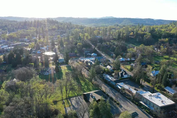 $1,095,000 | 494 Surrey Court, Murphys, CA 95247