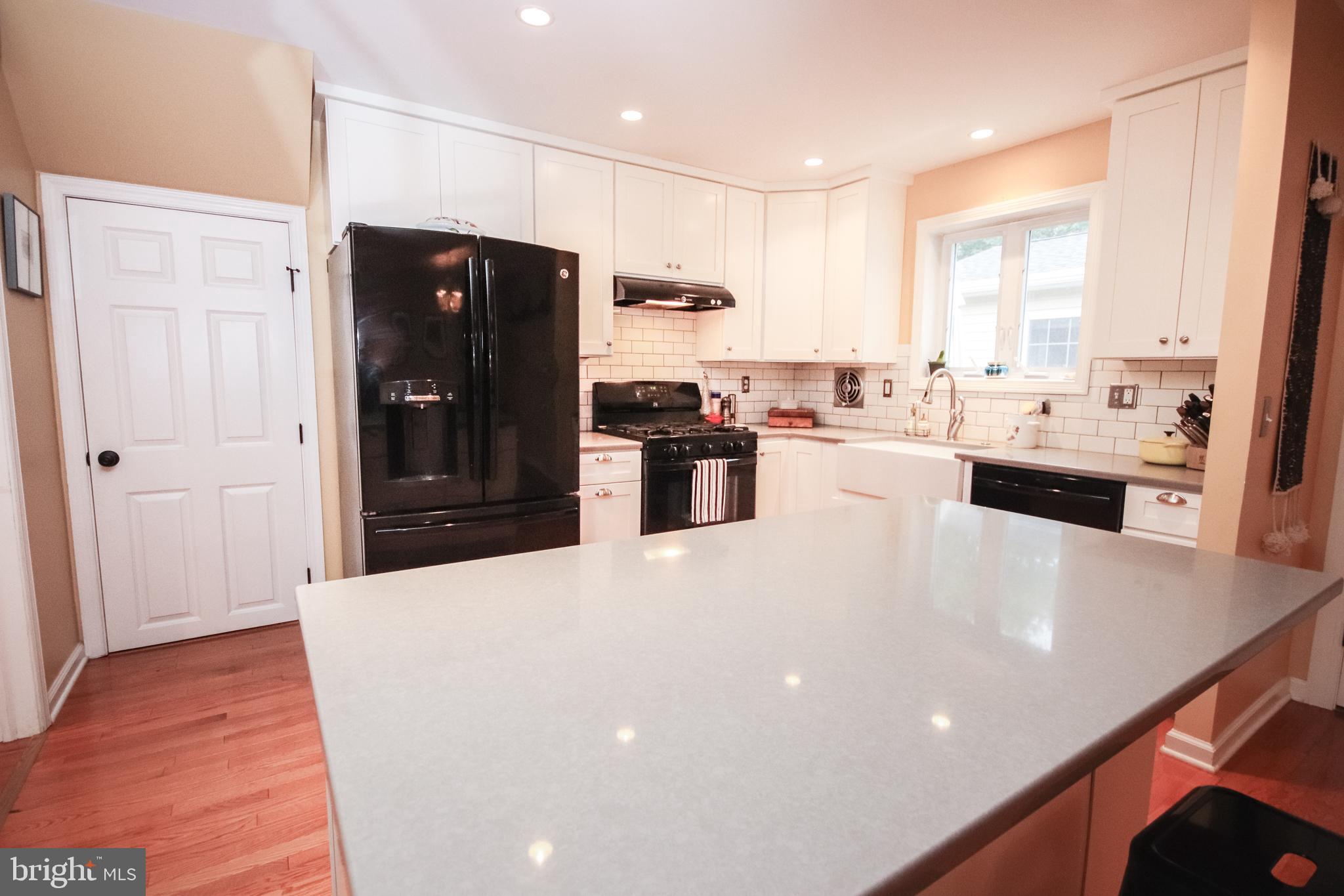48 Anthony Wayne Drive Wayne, PA 19087 - Photo 13 of 52