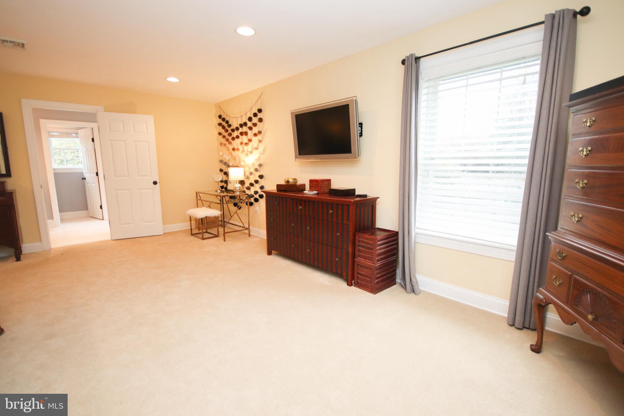 48 Anthony Wayne Drive Wayne, PA 19087 - Photo 28 of 52