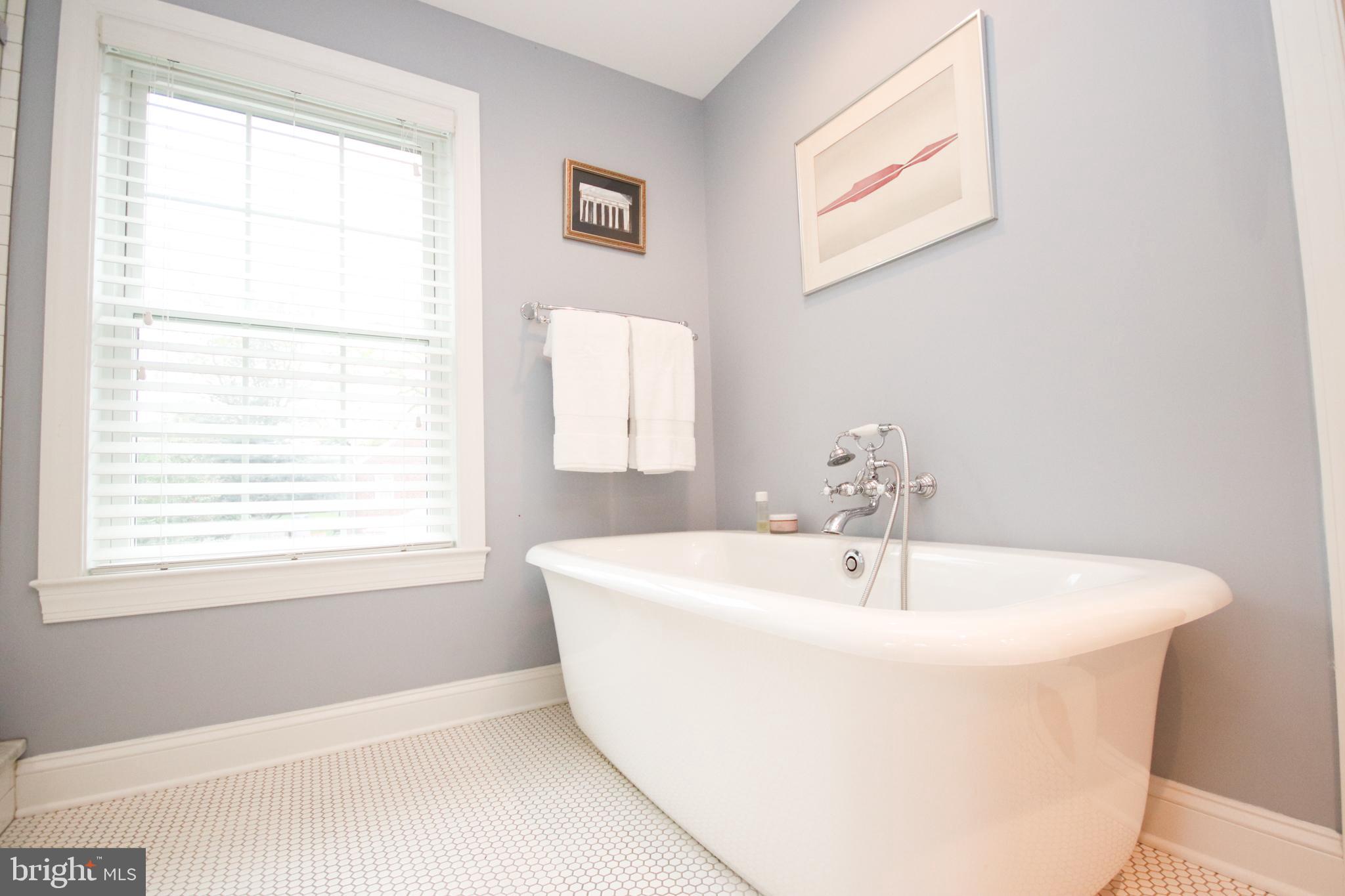 48 Anthony Wayne Drive Wayne, PA 19087 - Photo 30 of 52