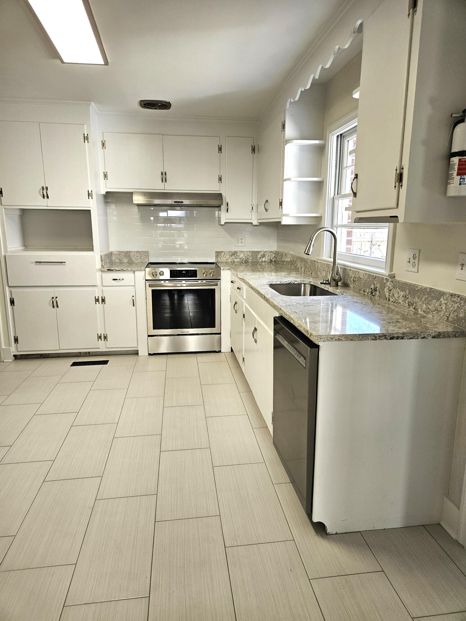 1258 Gilmore Road Charleston, SC 29407 - Photo 11 of 24 3