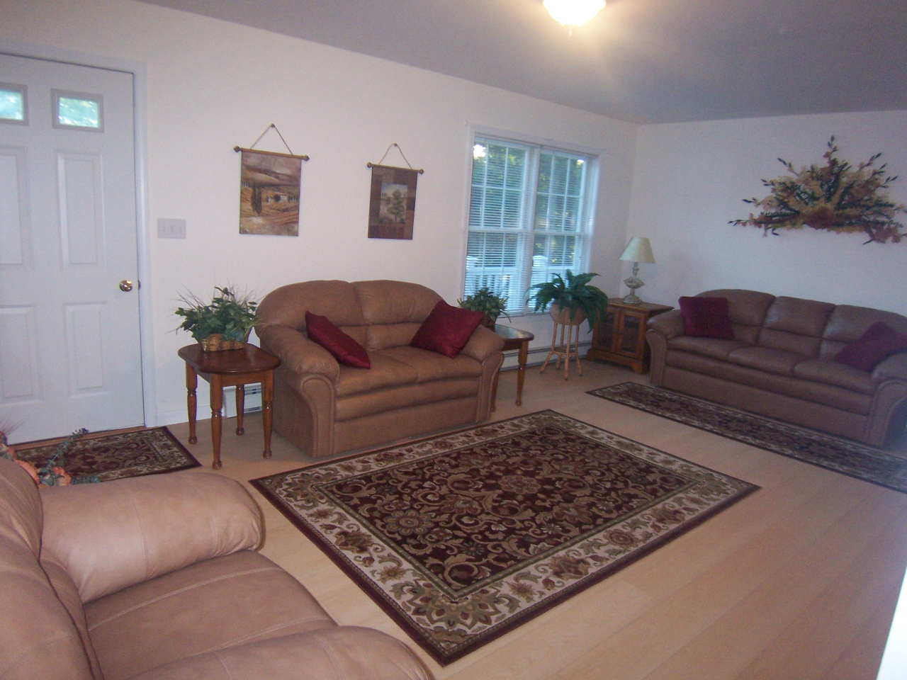 71-73 Jericho Road Hancock, MA 01267 - Photo 16 of 53 unit 2 living room