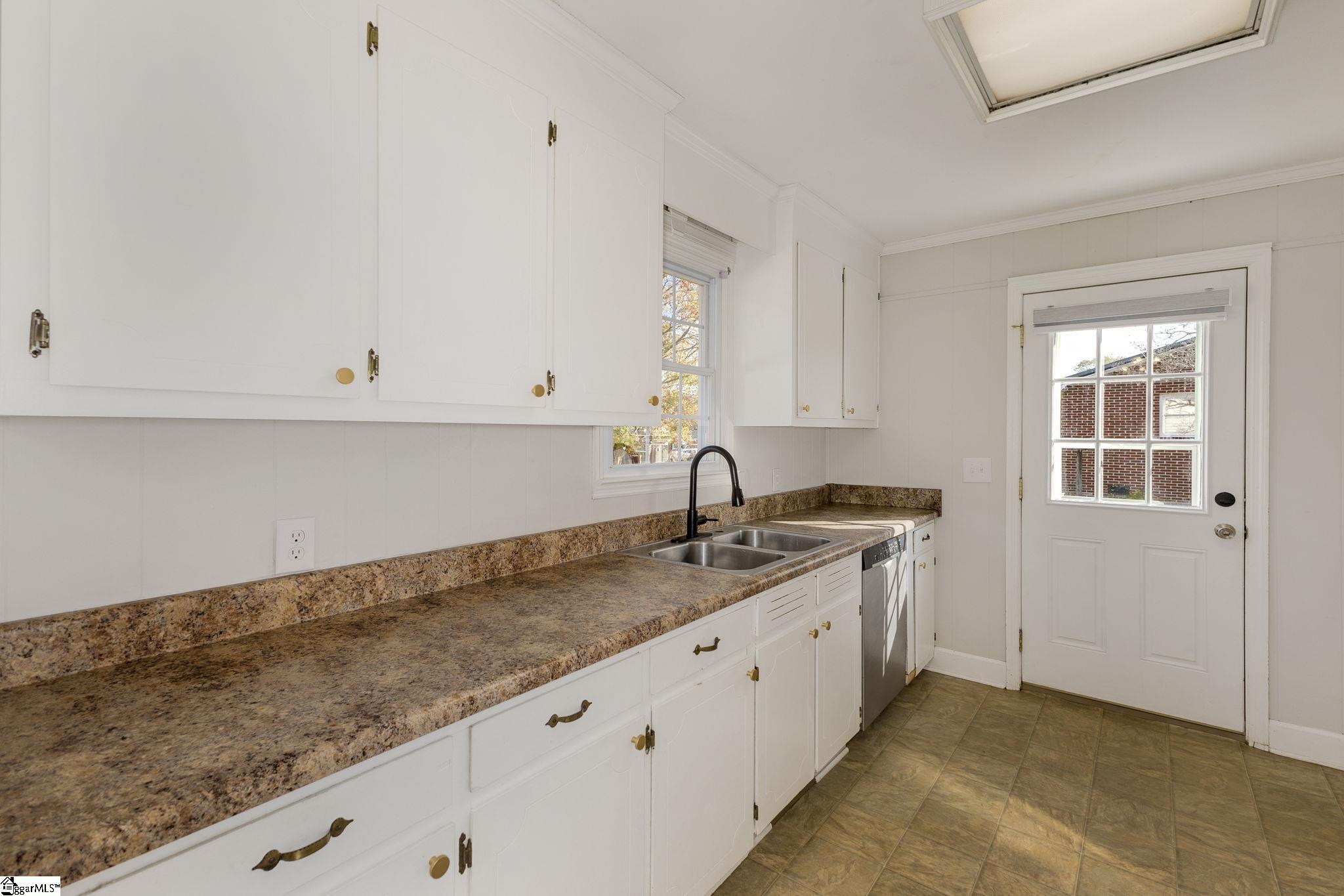 5 Latimer Street Honea Path, SC 29654 - Photo 12 of 47