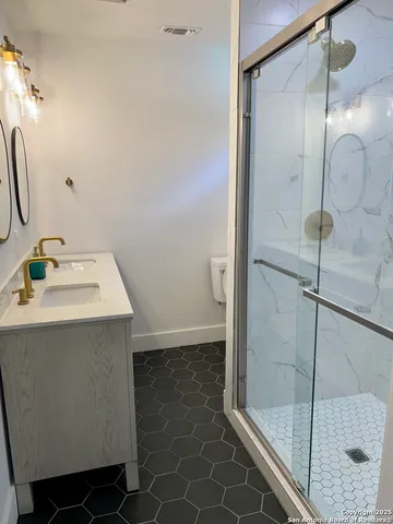 $2,050 | 127 Furnish Avenue, San Antonio, TX 78204