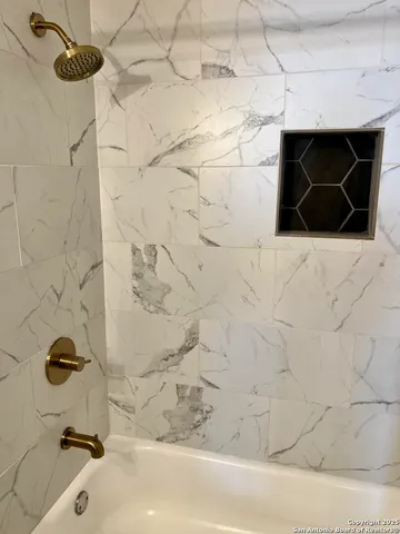 $2,050 | 127 Furnish Avenue, San Antonio, TX 78204