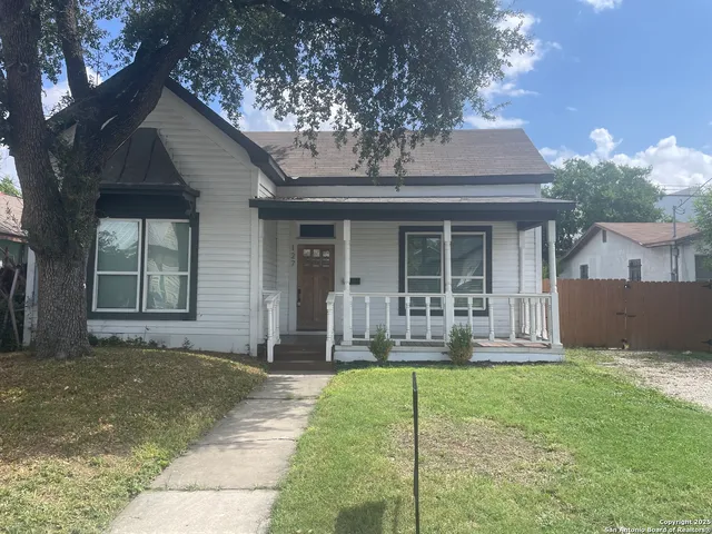 $2,050 | 127 Furnish Avenue, San Antonio, TX 78204