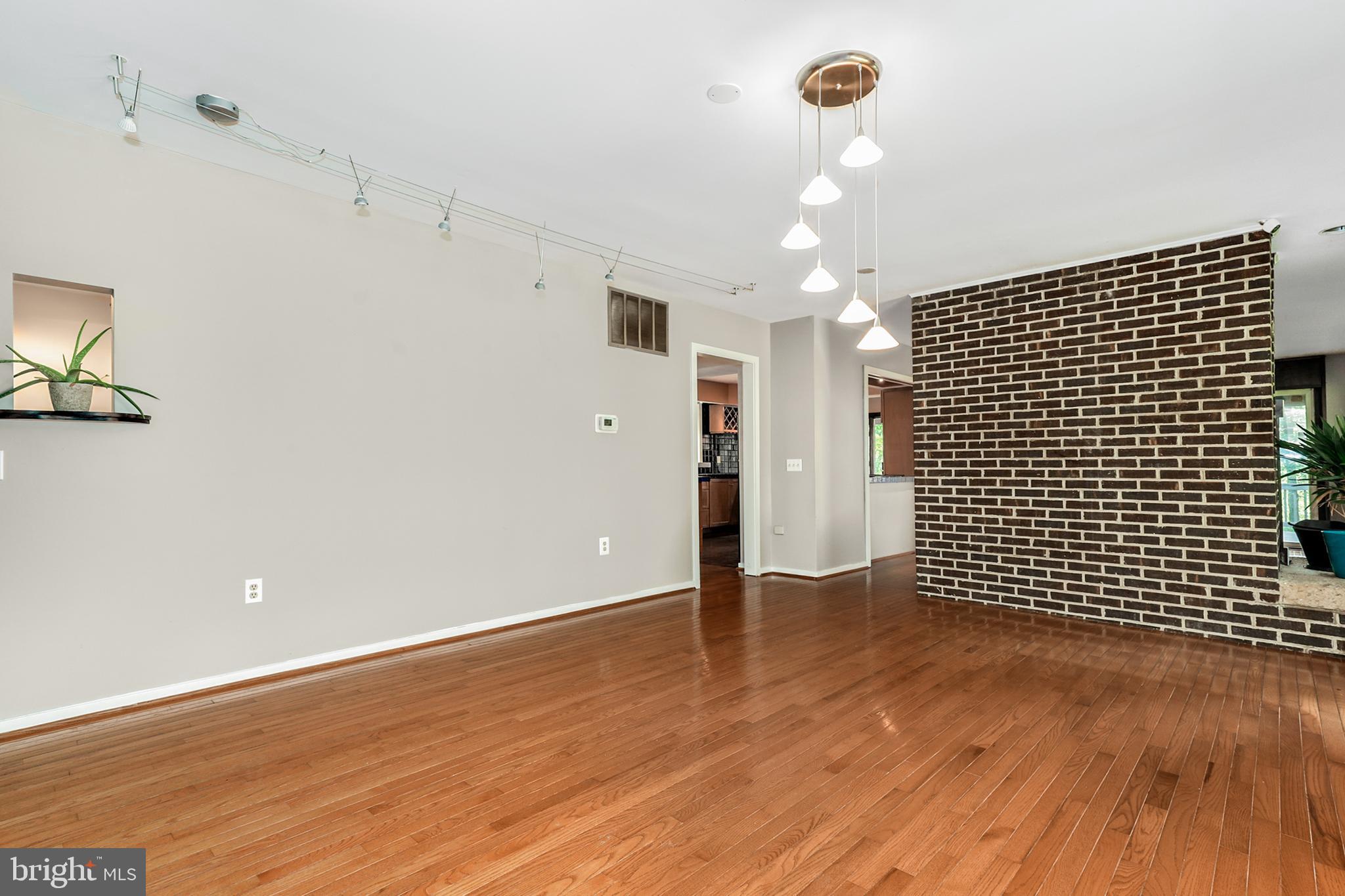 2207 Apple Tree Lane Silver Spring, MD 20905 - Photo 17 of 51